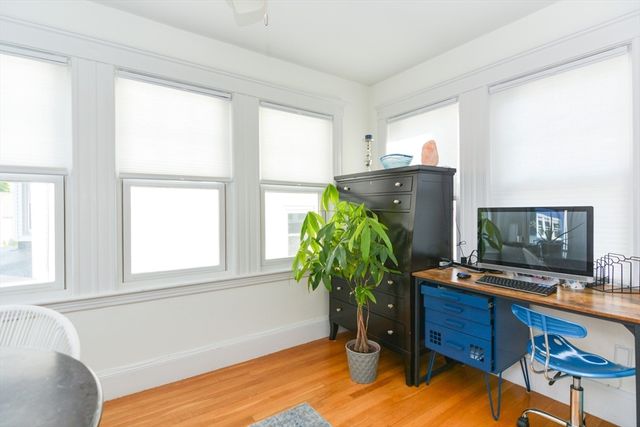 48 Farquhar 2, Boston, MA 02131