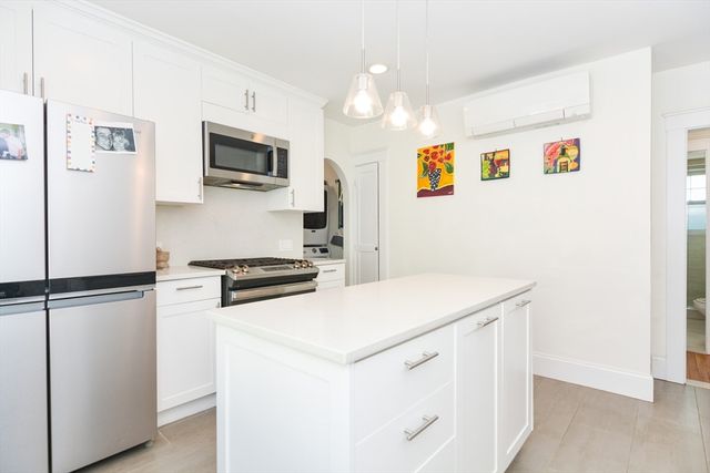 48 Farquhar 2, Boston, MA 02131