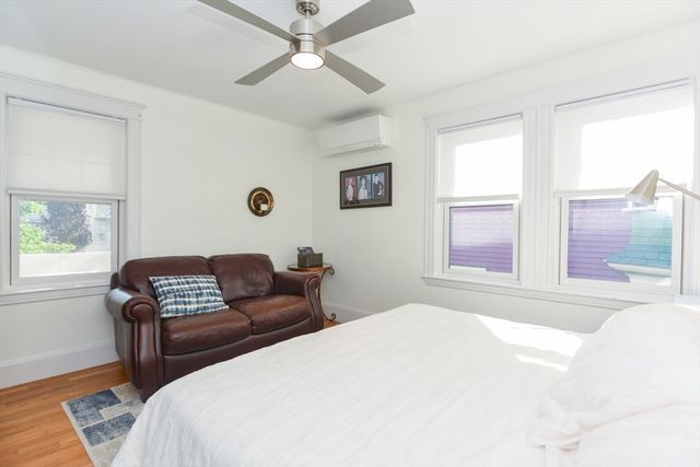 48 Farquhar 2, Boston, MA 02131