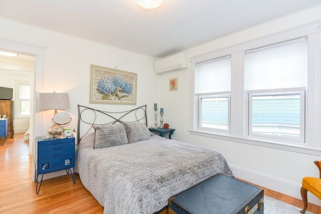 48 Farquhar 2, Boston, MA 02131