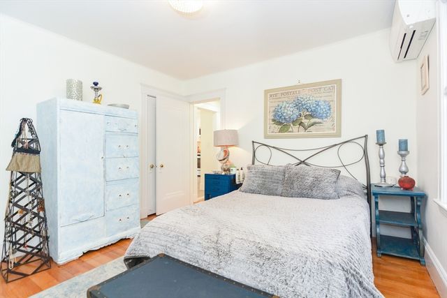 48 Farquhar 2, Boston, MA 02131