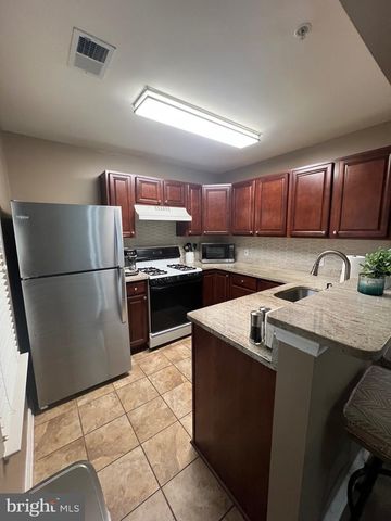 8815 Stone Ridge Cir Apt T3, Pikesville, MD 21208