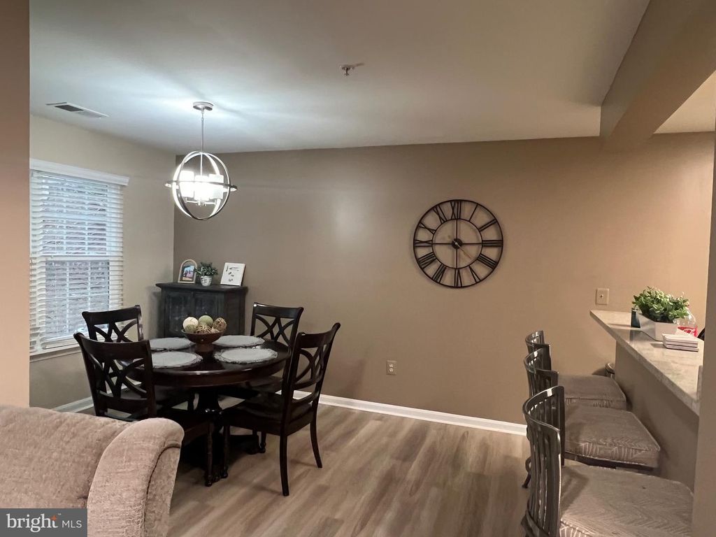 8815 Stone Ridge Cir Apt T3, Pikesville, MD 21208