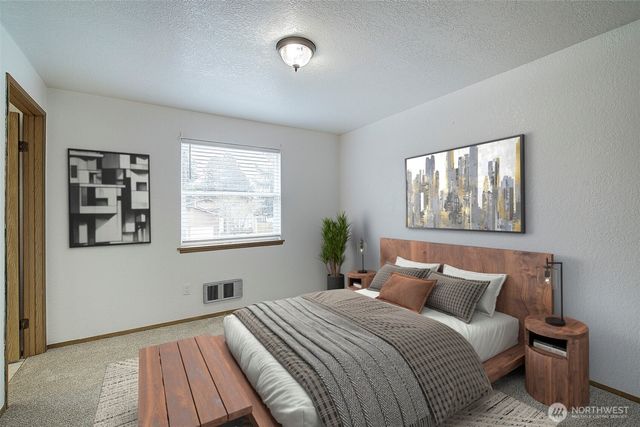 1810 SW 355th Place, Federal Way, WA 98023