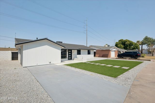 12240 N 26TH Drive, Phoenix, AZ 85029