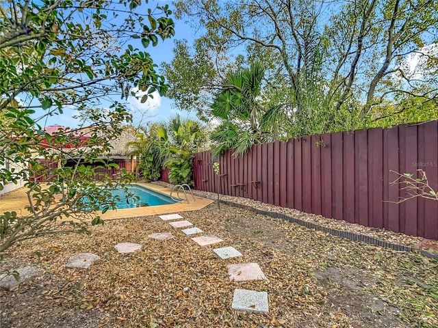 15005 REDCLIFF DRIVE, Tampa, FL 33625