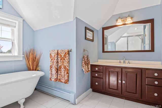 399 Ocean Avenue, Massapequa, NY 11758