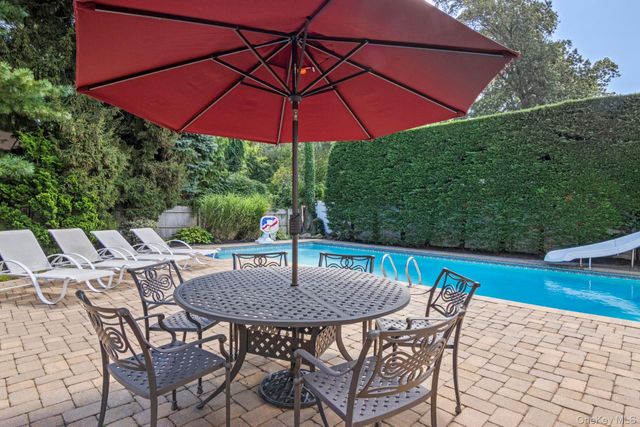 399 Ocean Avenue, Massapequa, NY 11758