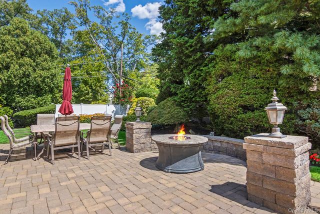 399 Ocean Avenue, Massapequa, NY 11758