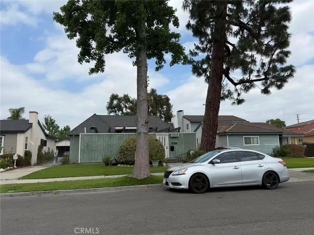 5738 Agnes Avenue, Temple City, CA 91780