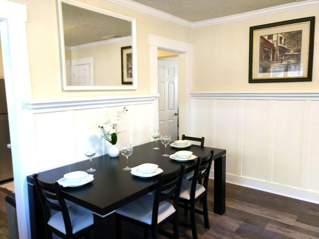 630 E Dudley Avenue, Fresno, CA 93728