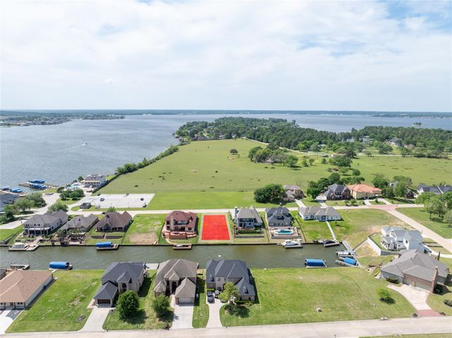 10808 Bourbon Street, Willis, TX 77318