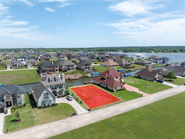 10808 Bourbon Street, Willis, TX 77318