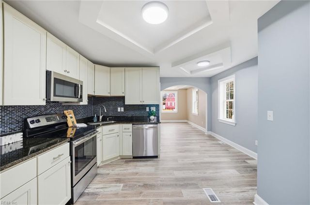 44 Henry ST, Hampton, VA 23669