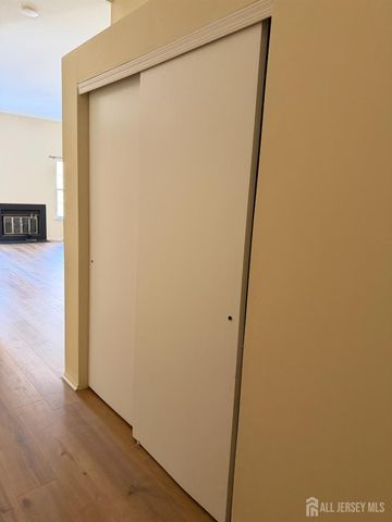 5083 Beech Court 5083, South Brunswick, NJ 08852