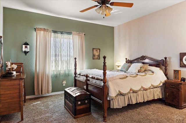 1193 E Sapinero Dr, Pueblo West, CO 81007