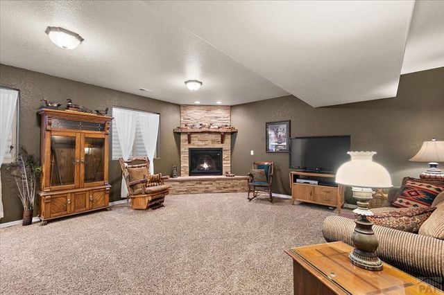 1193 E Sapinero Dr, Pueblo West, CO 81007