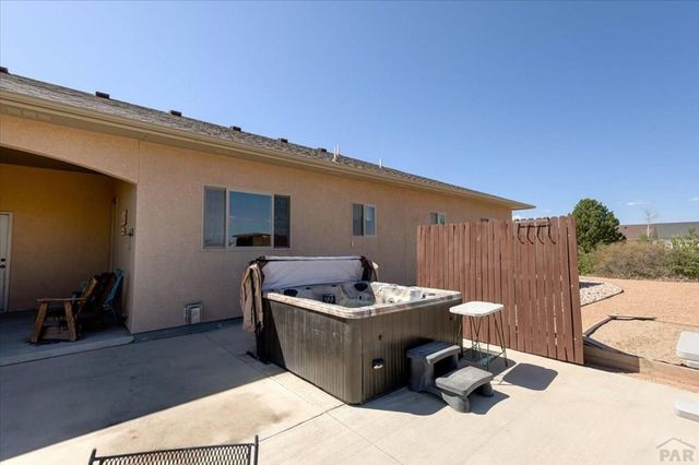 1193 E Sapinero Dr, Pueblo West, CO 81007