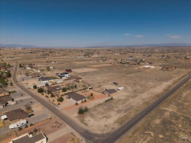1193 E Sapinero Dr, Pueblo West, CO 81007