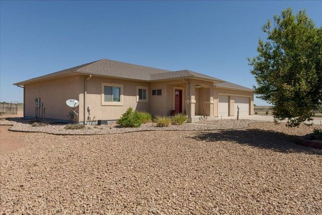 1193 E Sapinero Dr, Pueblo West, CO 81007
