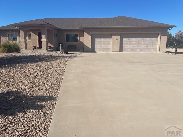 1193 E Sapinero Dr, Pueblo West, CO 81007