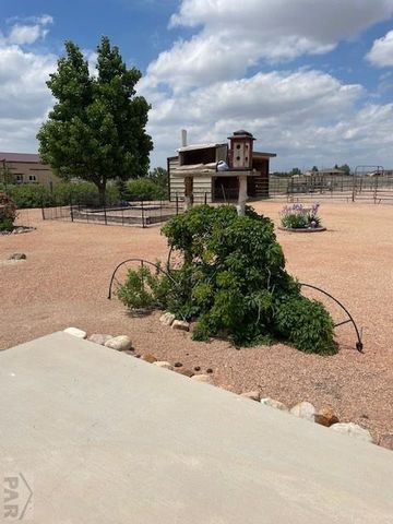 1193 E Sapinero Dr, Pueblo West, CO 81007