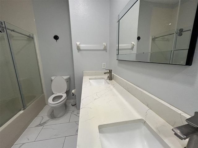 10439 ANDOVER POINT CIRCLE, Orlando, FL 32825