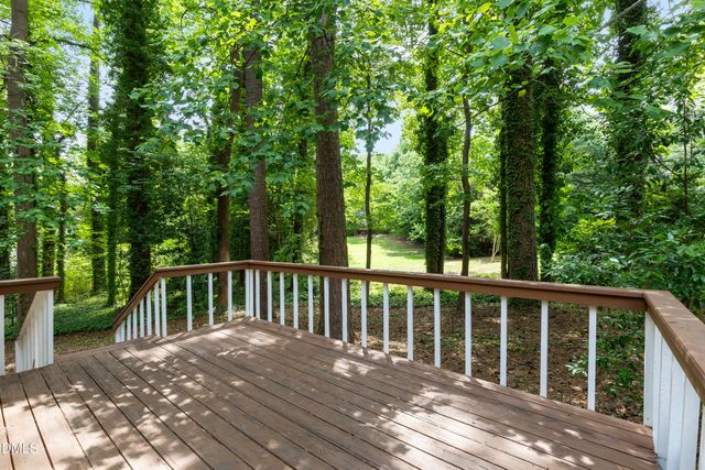 5613 Oldtowne Road, Raleigh, NC 27612