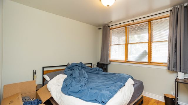2438 N Washtenaw Avenue 1, Chicago, IL 60647