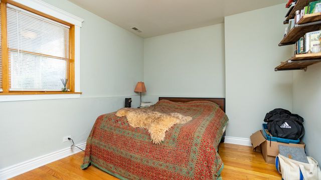 2438 N Washtenaw Avenue 1, Chicago, IL 60647