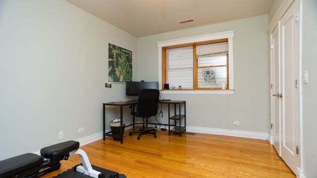 2438 N Washtenaw Avenue 1, Chicago, IL 60647
