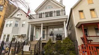 2438 N Washtenaw Avenue 1, Chicago, IL 60647