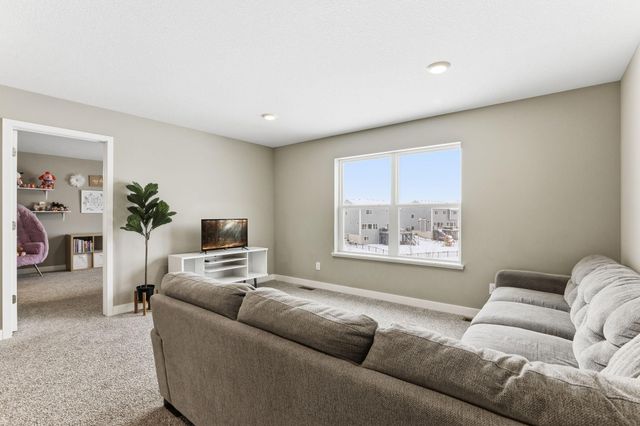 16206 Europa Avenue N, Hugo, MN 55038