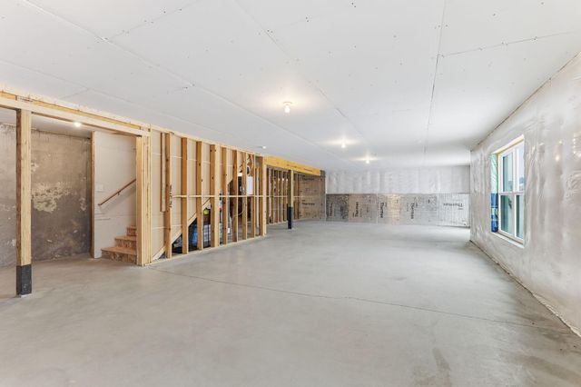 16206 Europa Avenue N, Hugo, MN 55038