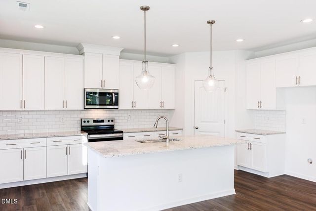 67 Renshaw Lane, Fuquay Varina, NC 27526