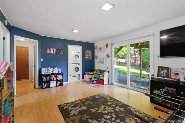 55 Carolina Drive, New City, NY 10956