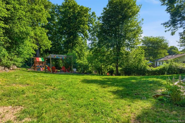 55 Carolina Drive, New City, NY 10956