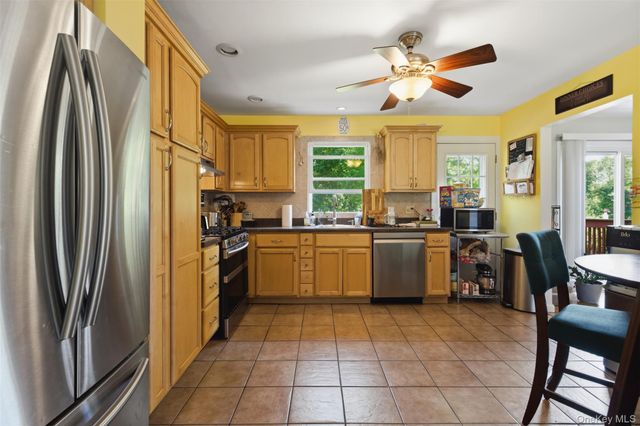55 Carolina Drive, New City, NY 10956