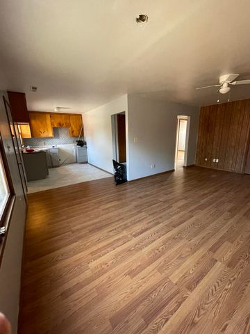 318 E 11th Ave, El Dorado, KS 67042