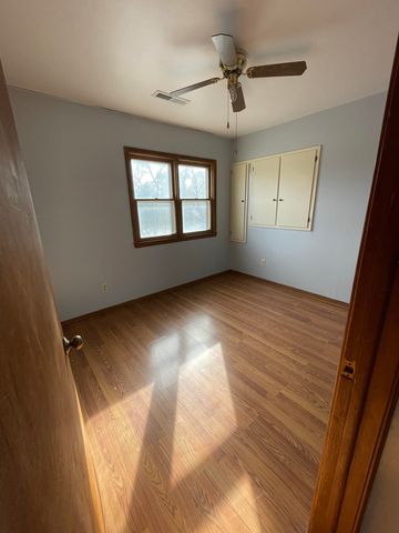 318 E 11th Ave, El Dorado, KS 67042