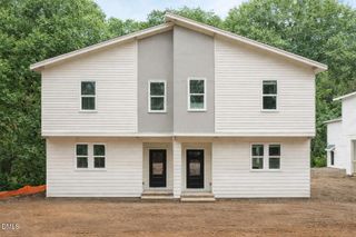 2811 Wilcox Place 101, Raleigh, NC 27607