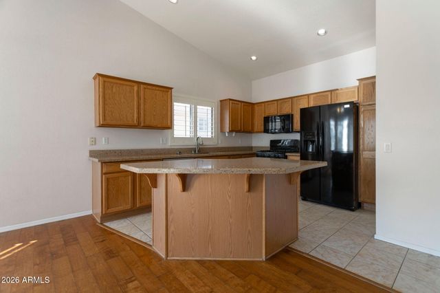 3251 N 146TH Drive, Goodyear, AZ 85395