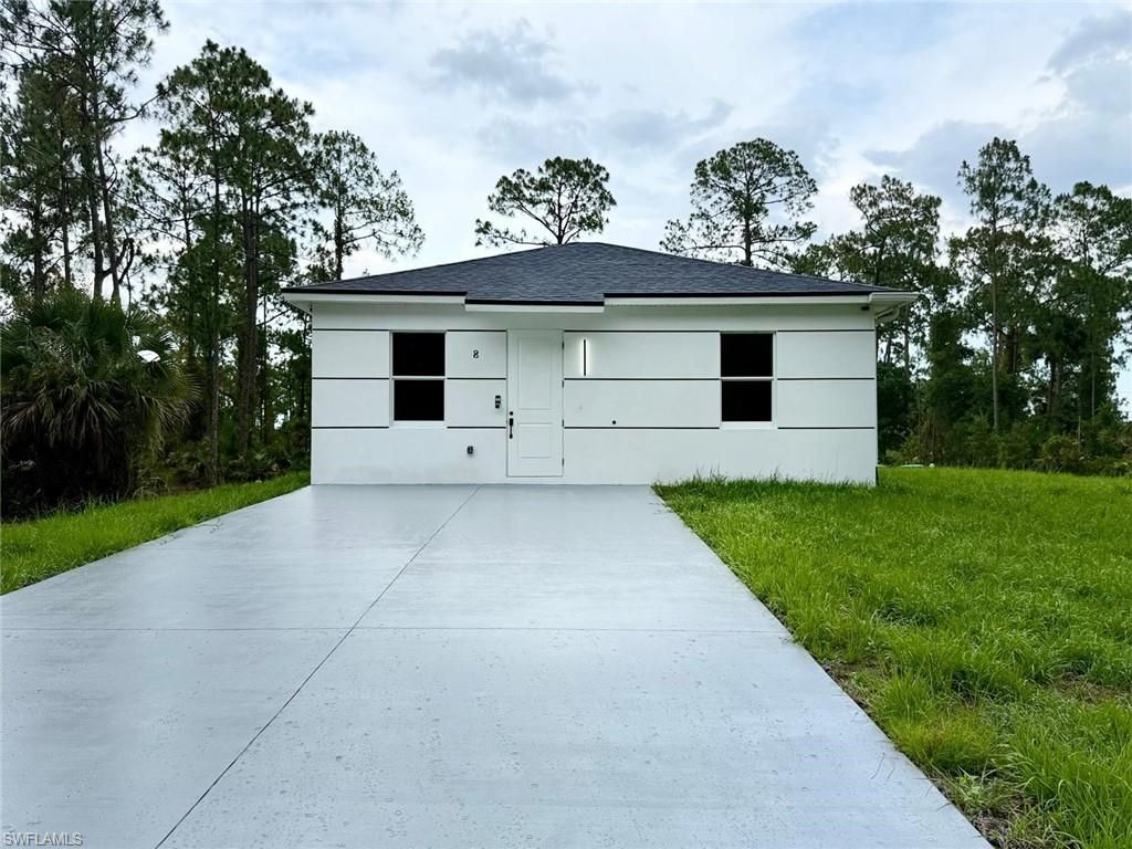 8 Fitch AVE, LEHIGH ACRES, FL 33936 — exterior
