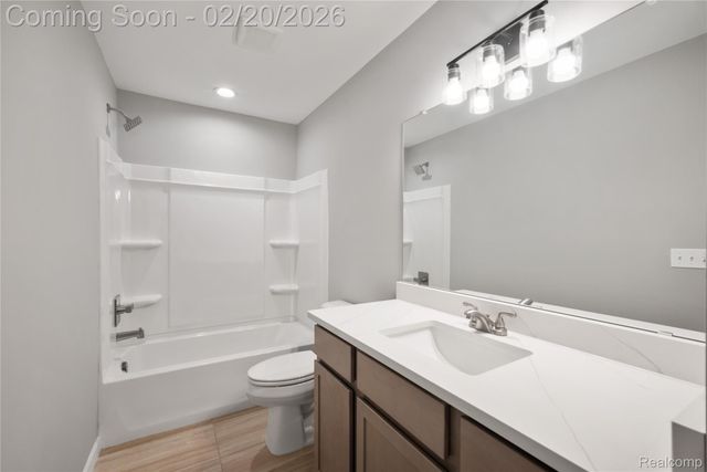 16085 Catalpa Ridge Drive, Holly Township, MI 48442