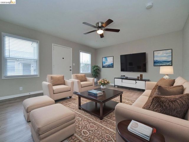 1315 135Th Ave, San Leandro, CA 94578