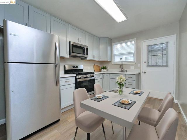 1315 135Th Ave, San Leandro, CA 94578