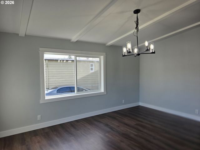 13900 Se HIGHWAY 212 181, Clackamas, OR 97015