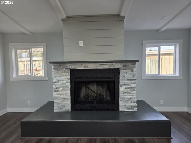 13900 Se HIGHWAY 212 181, Clackamas, OR 97015