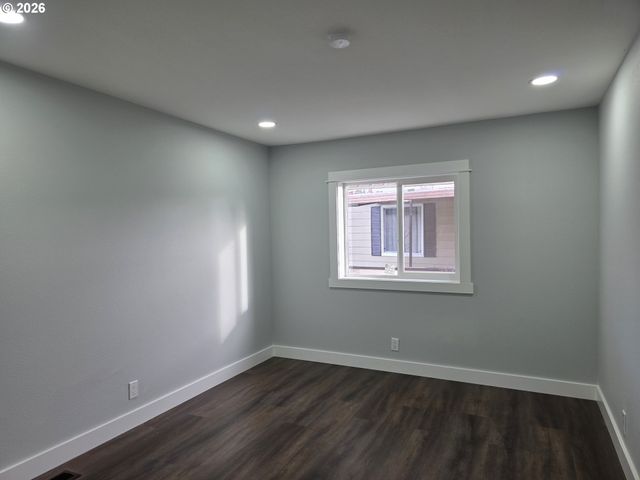 13900 Se HIGHWAY 212 181, Clackamas, OR 97015