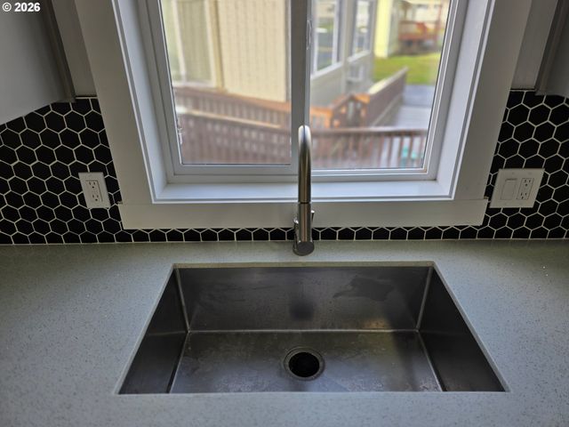 13900 Se HIGHWAY 212 181, Clackamas, OR 97015